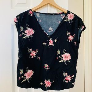 Abercrombie XS floral top